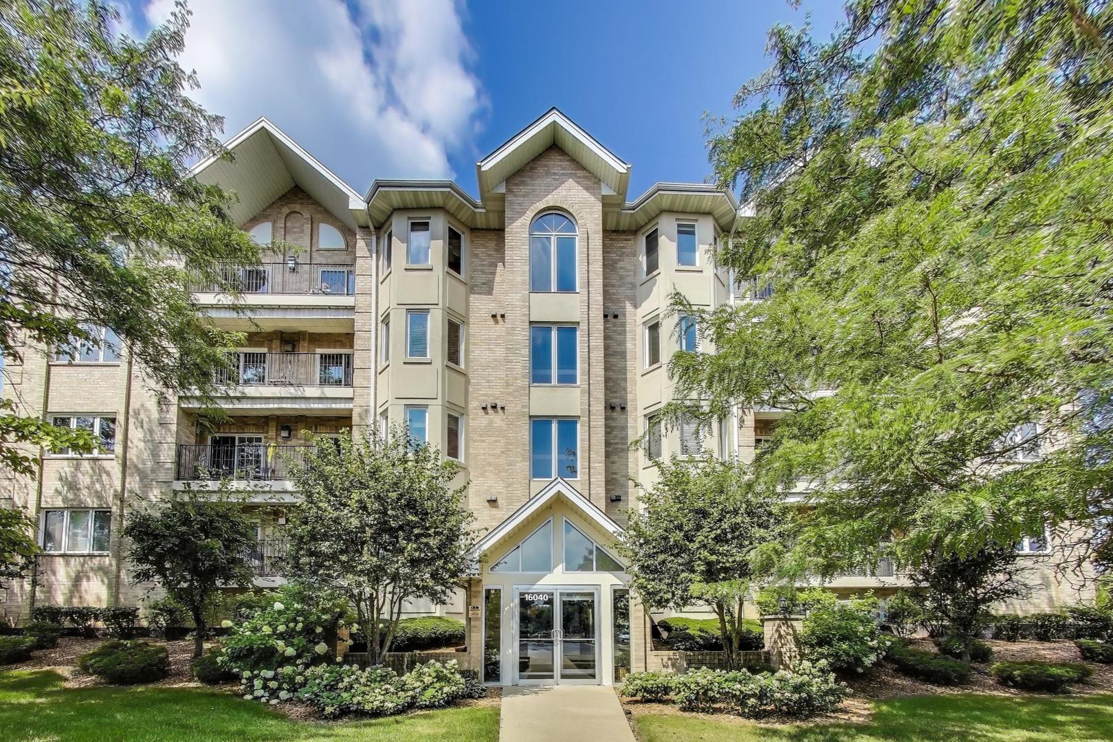 16040 Boardwalk Lane #4A, Orland Park, IL 60467