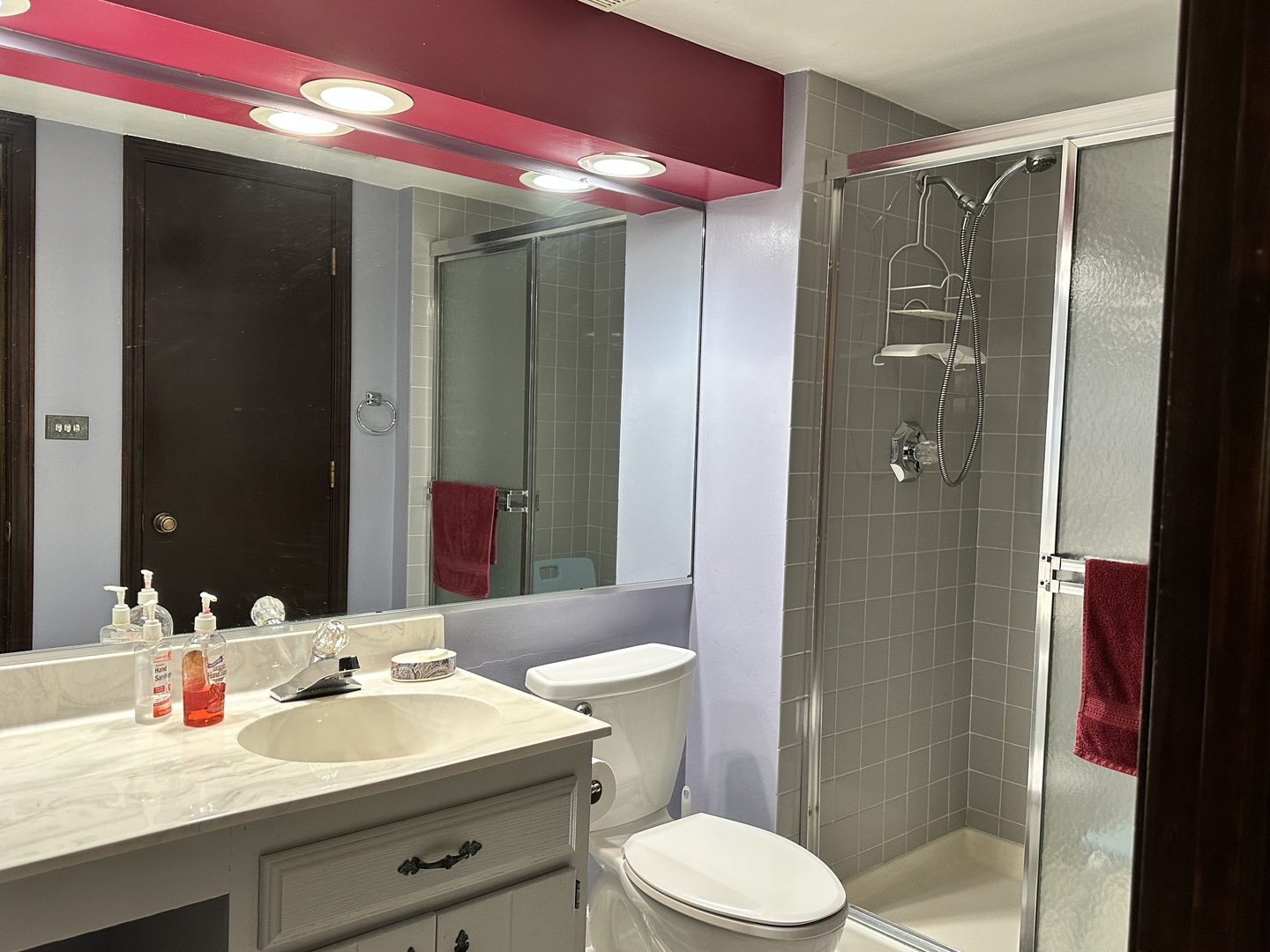 1608 E Crabtree Drive, Arlington Heights, IL 60004
