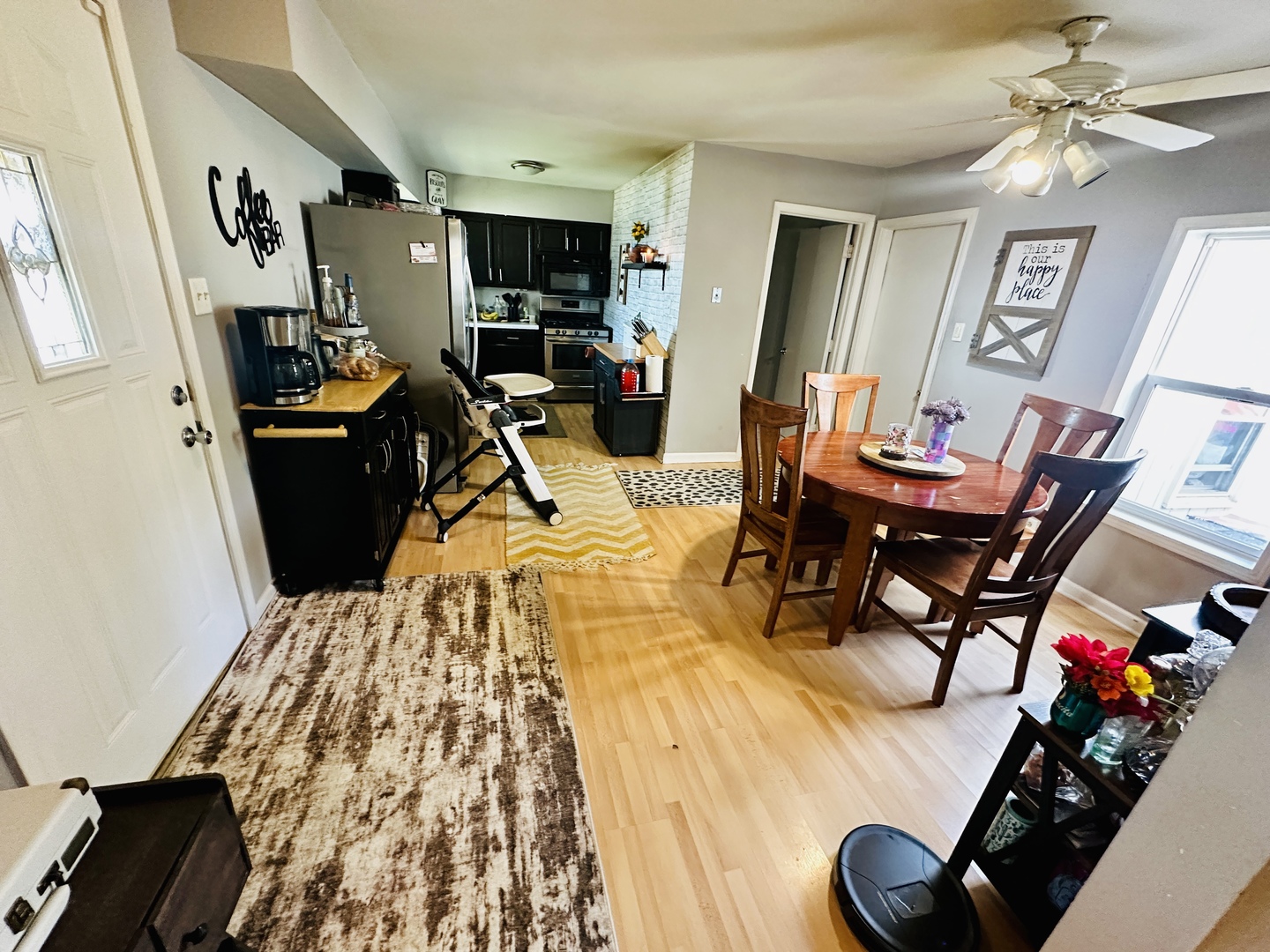 334 N CRYSTAL Street, Elgin, IL 60123