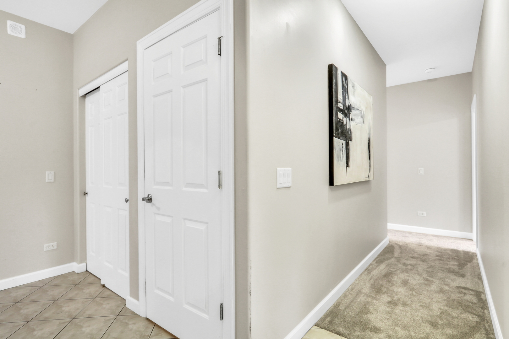 1093 Suffolk Court, Gurnee, IL 60031