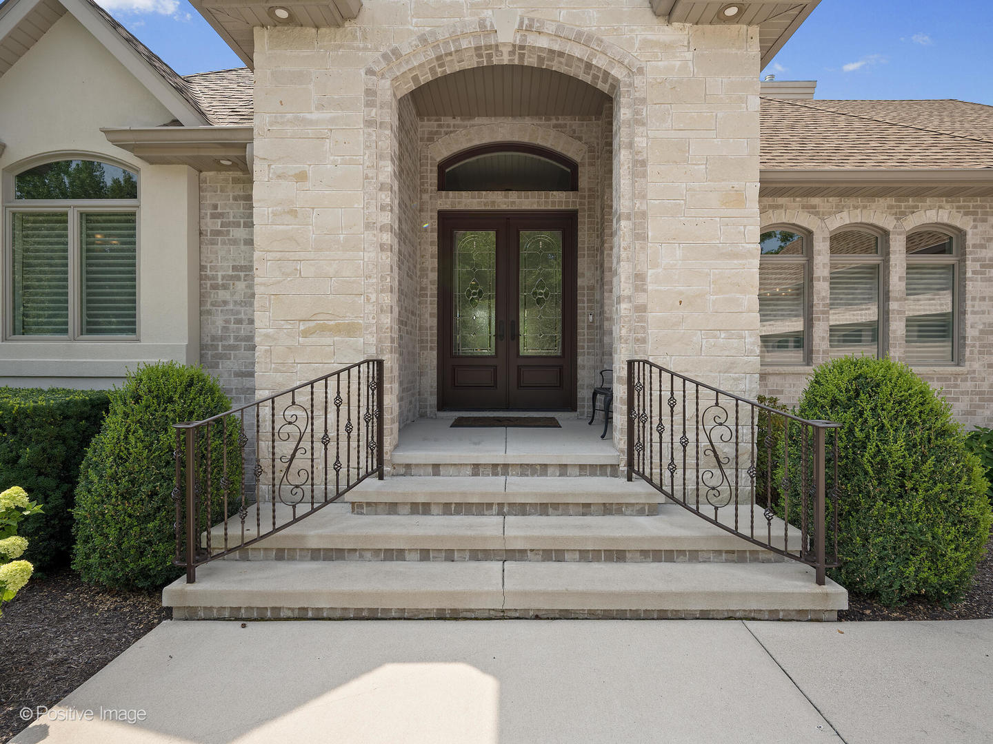 335 Edgewater Drive, Morris, IL 60450
