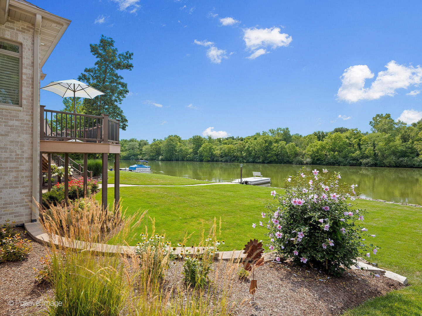 335 Edgewater Drive, Morris, IL 60450