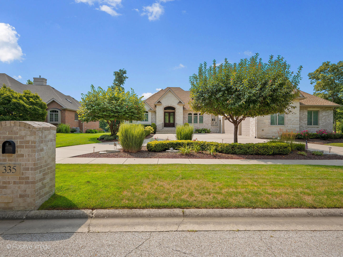 335 Edgewater Drive, Morris, IL 60450