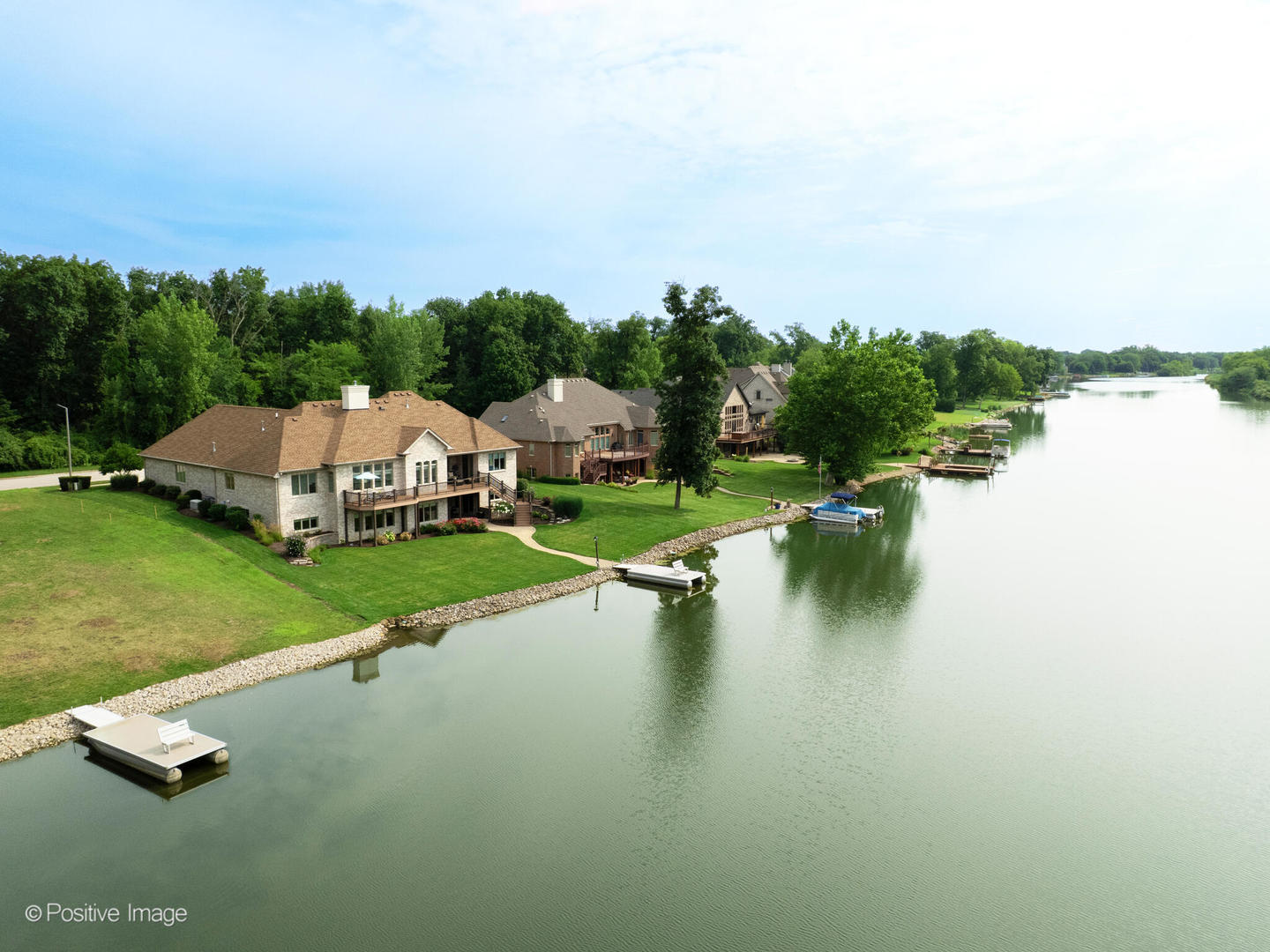 335 Edgewater Drive, Morris, IL 60450