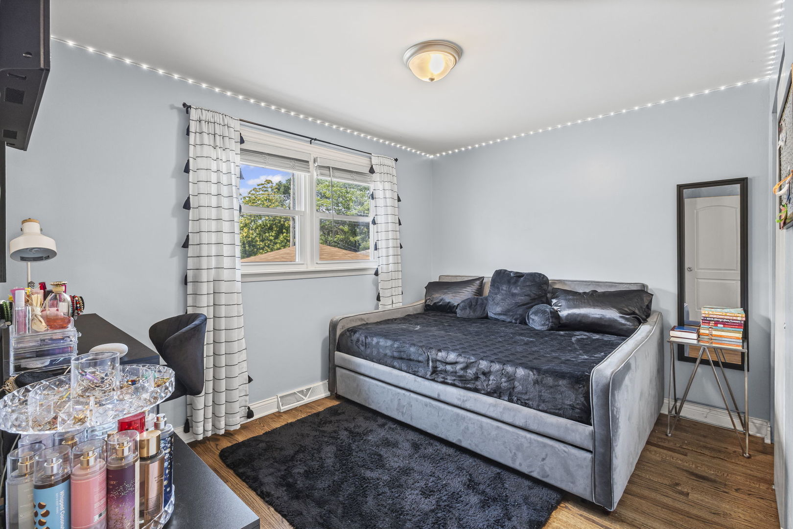 14112 S Saginaw Avenue, Burnham, IL 60633