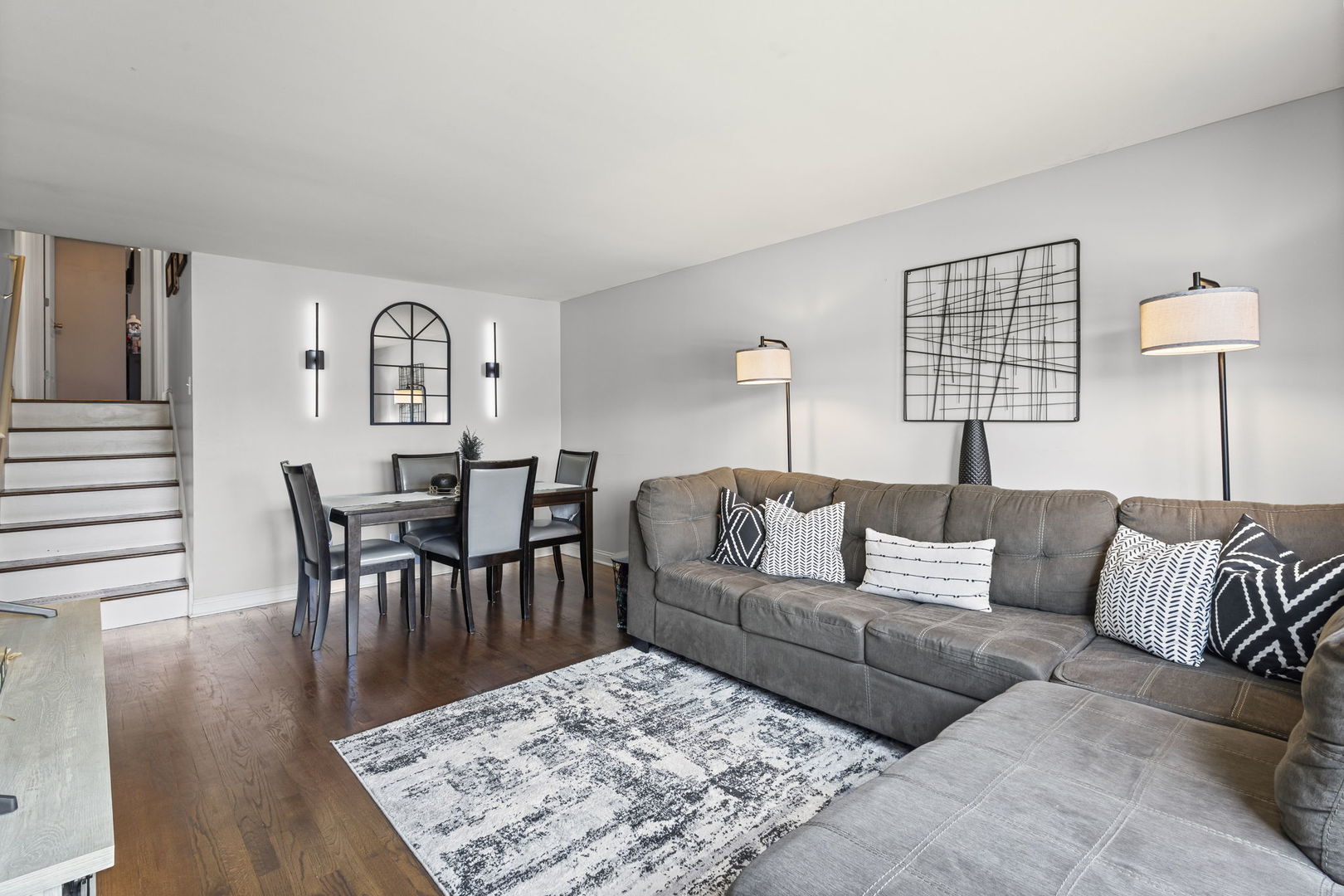 14112 S Saginaw Avenue, Burnham, IL 60633
