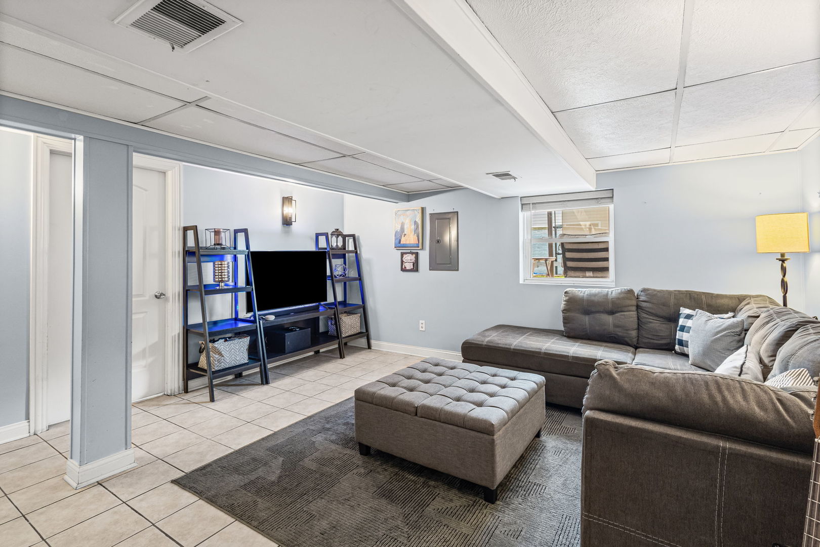 14112 S Saginaw Avenue, Burnham, IL 60633