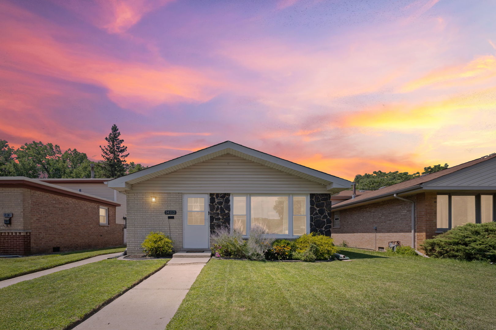 14112 S Saginaw Avenue, Burnham, IL 60633