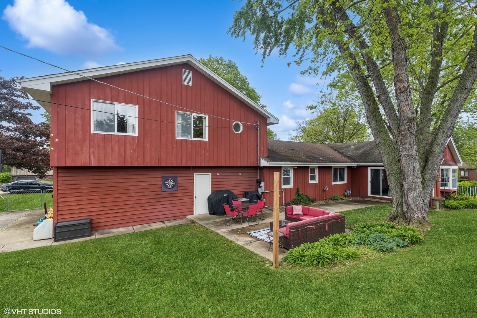 1511 Lakeland Avenue, McHenry, IL 60050
