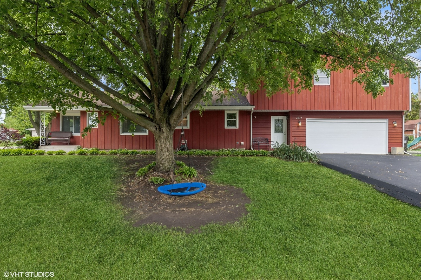 1511 Lakeland Avenue, McHenry, IL 60050