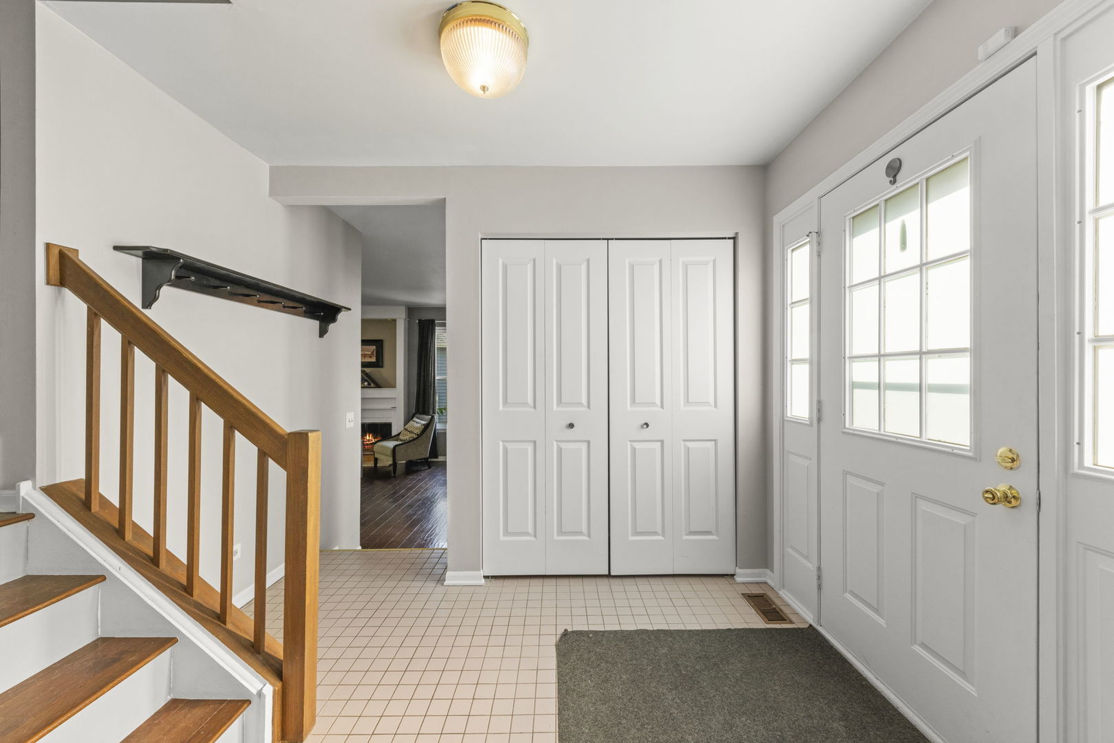2031 Edinburgh Lane, Aurora, IL 60504