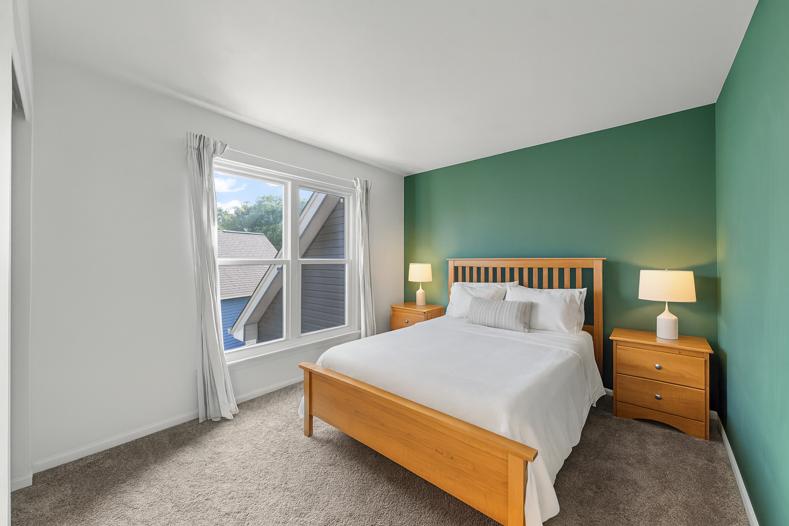 2031 Edinburgh Lane, Aurora, IL 60504