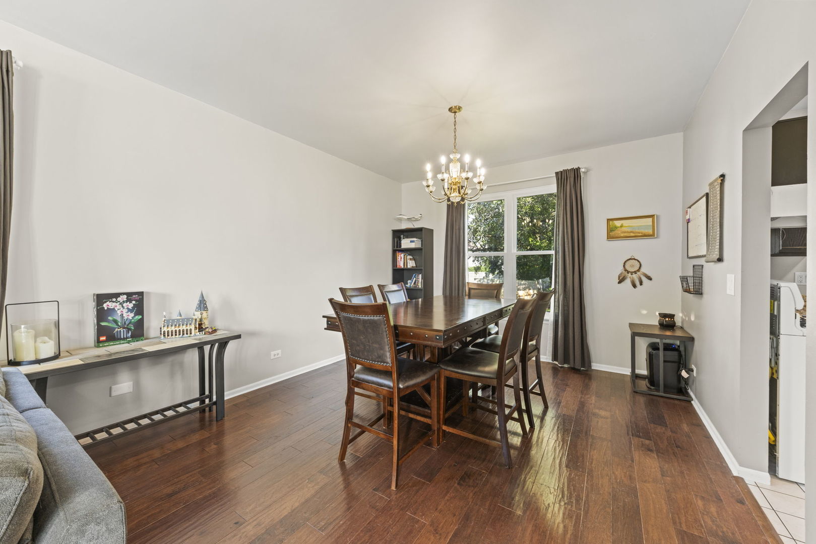 2031 Edinburgh Lane, Aurora, IL 60504