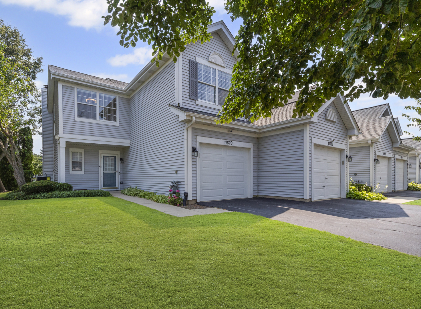 17829 W Braewick Road #1782, Gurnee, IL 60031