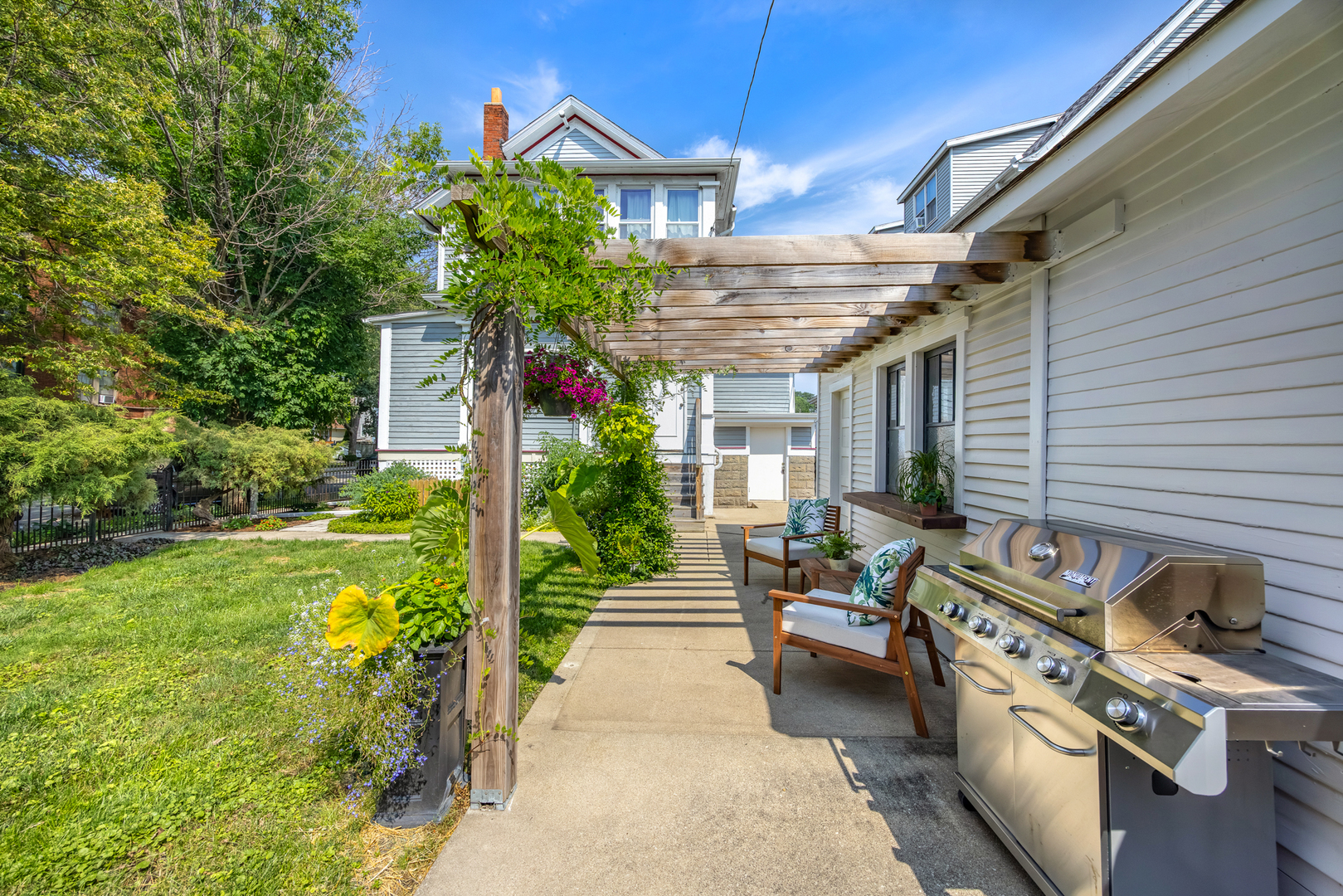 501 Elgin Avenue, Forest Park, IL 60130