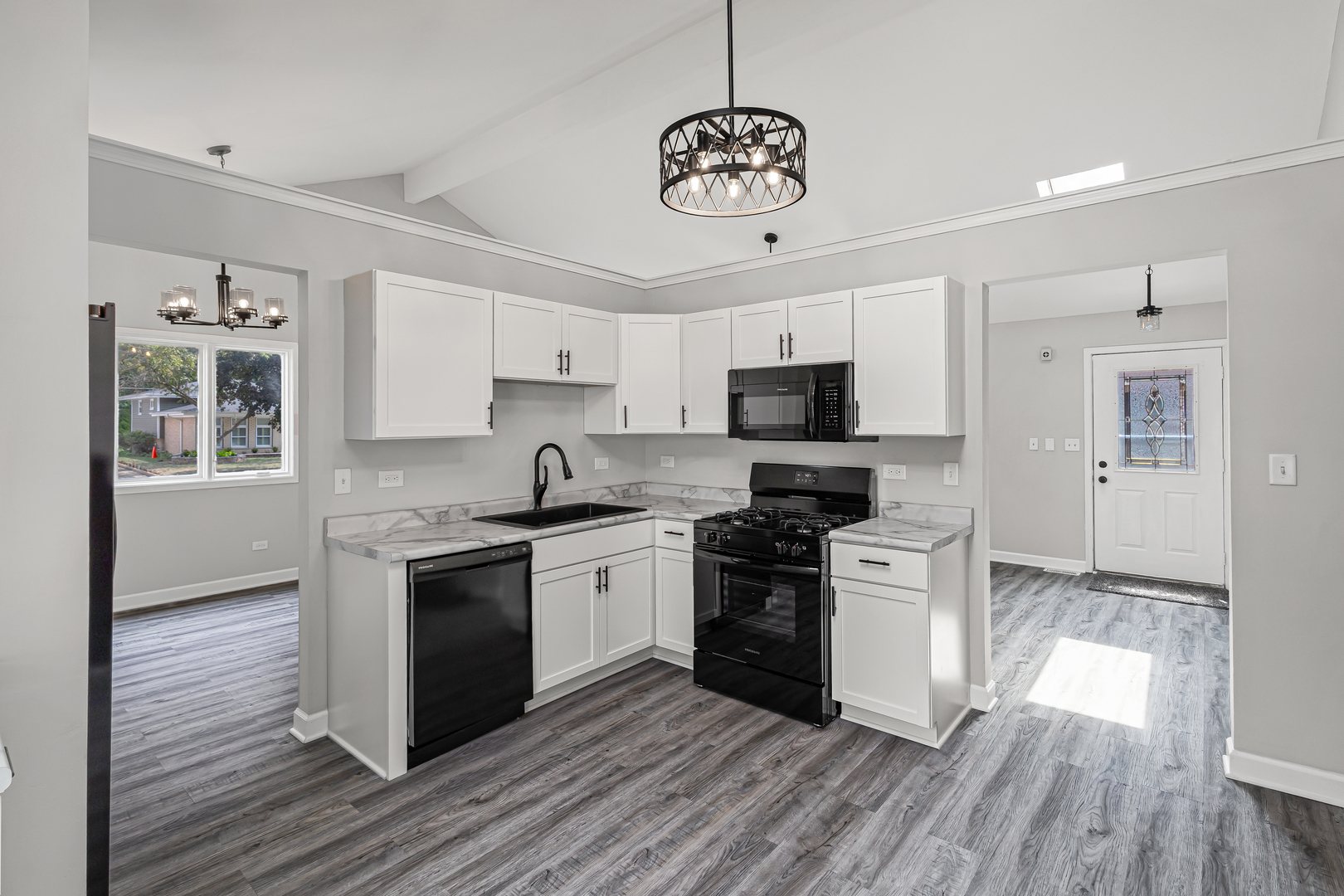 14544 KOSTNER Avenue, Midlothian, IL 60445