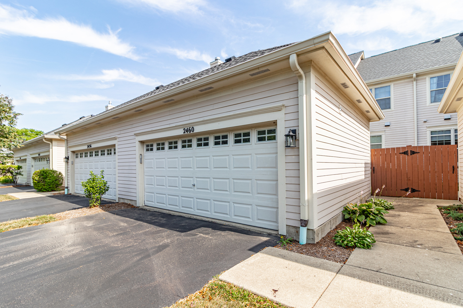 2460 VIOLET Street, Glenview, IL 60026