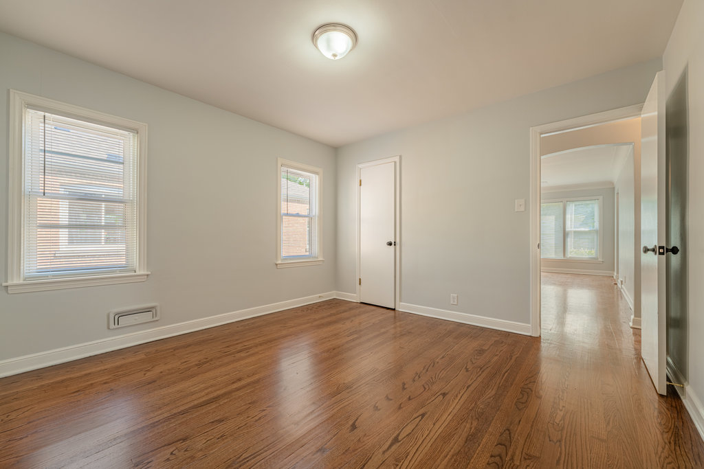 11408 S Central Park Avenue, Chicago, IL 60655