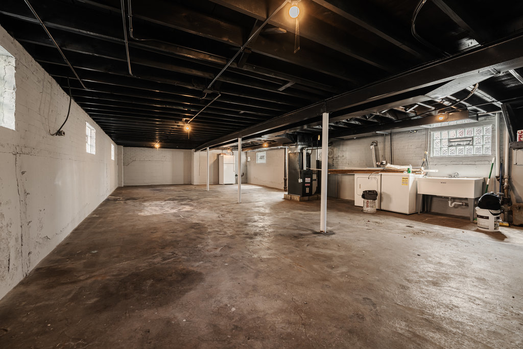 11408 S Central Park Avenue, Chicago, IL 60655