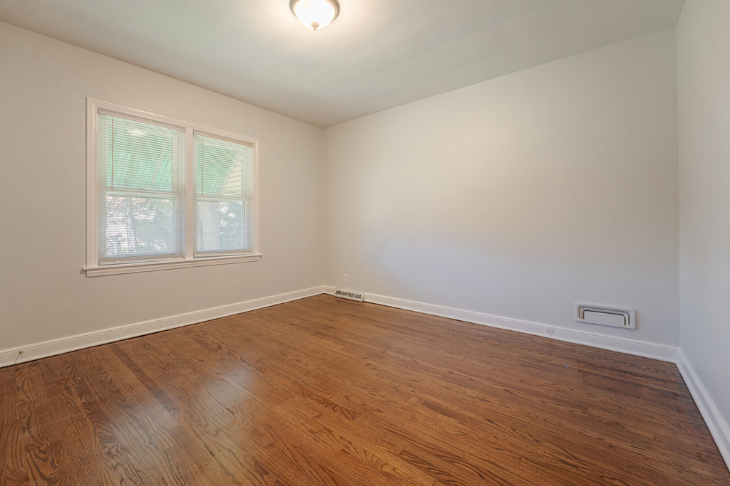 11408 S Central Park Avenue, Chicago, IL 60655