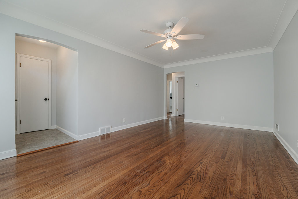 11408 S Central Park Avenue, Chicago, IL 60655