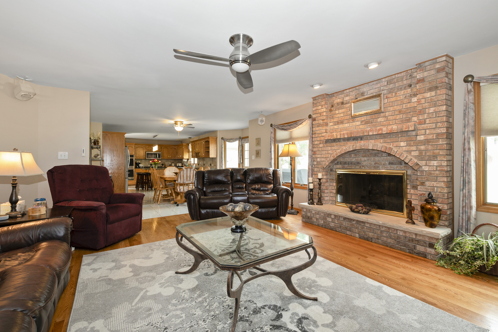 13124 W Beaver Lake Drive, Homer Glen, IL 60491