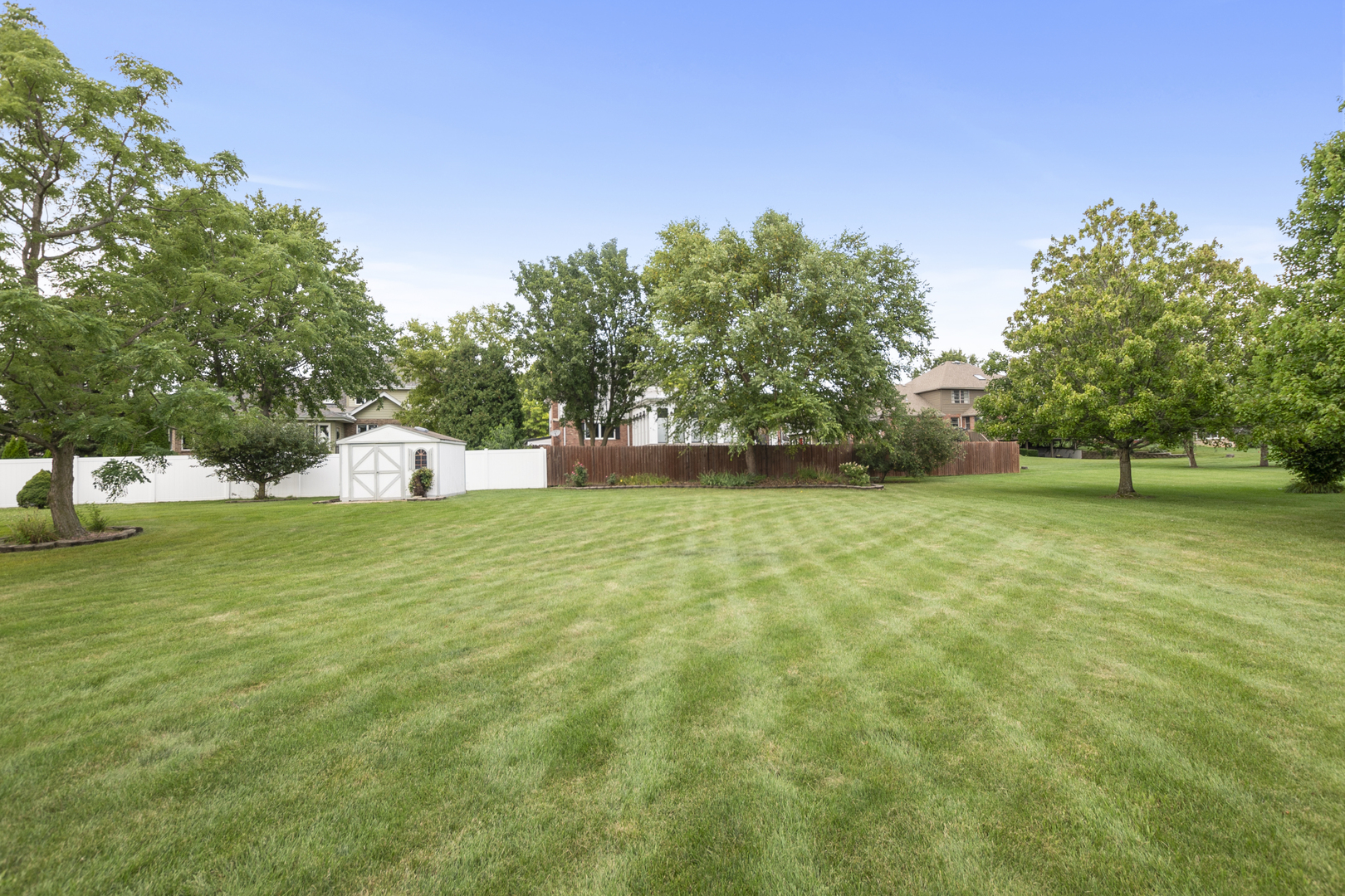 13124 W Beaver Lake Drive, Homer Glen, IL 60491