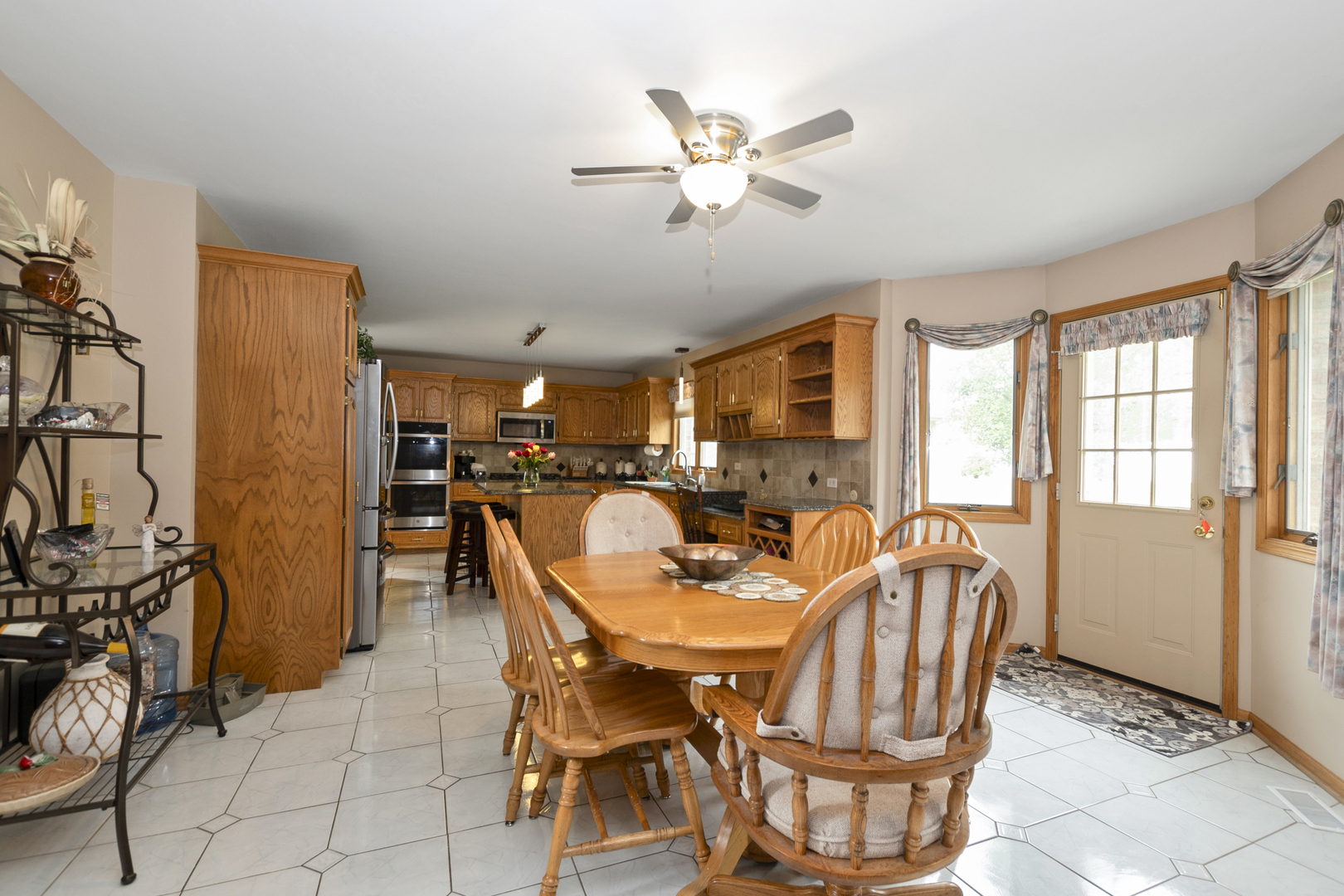 13124 W Beaver Lake Drive, Homer Glen, IL 60491