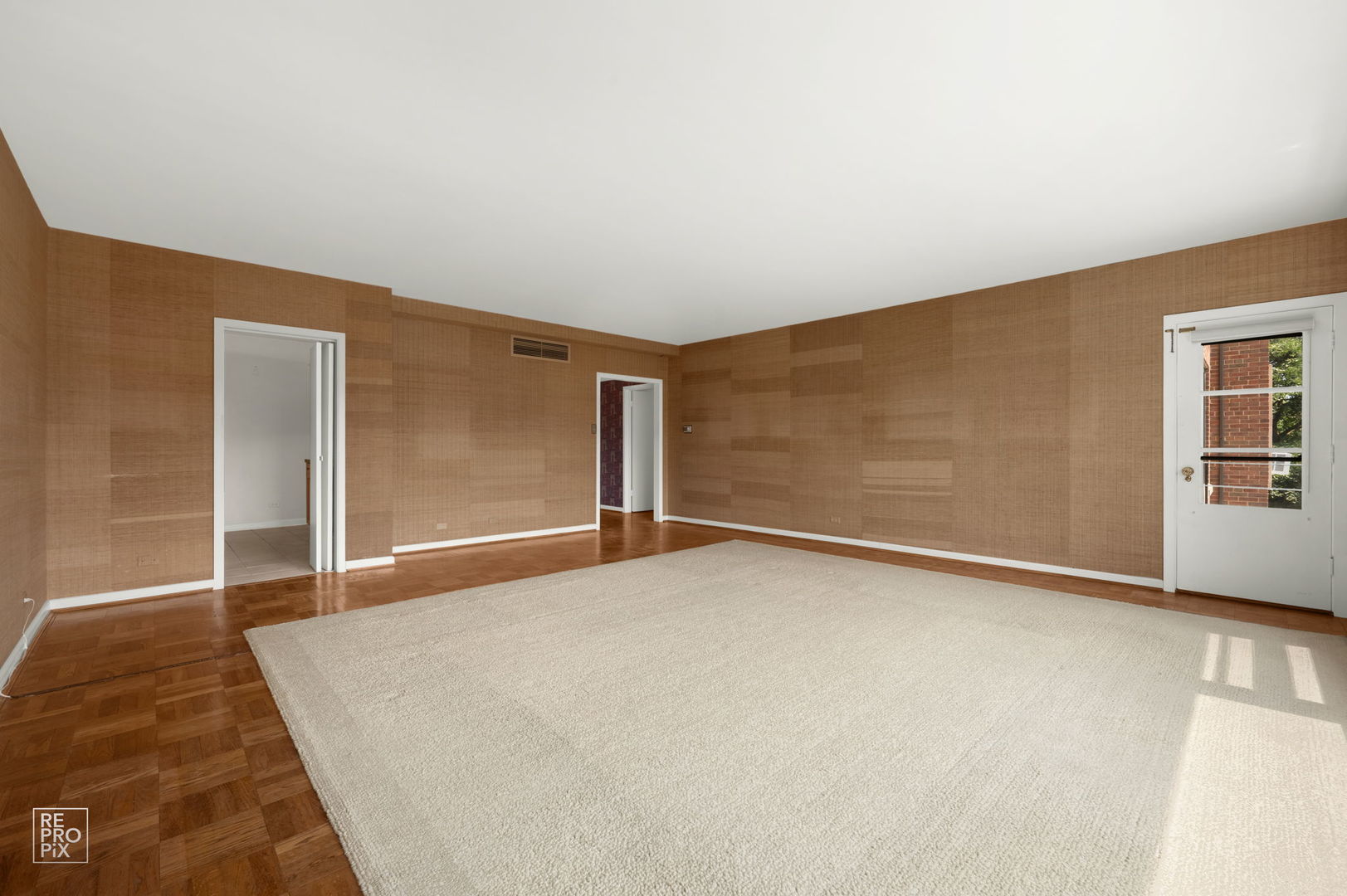 1500 Hinman Avenue #302, Evanston, IL 60201