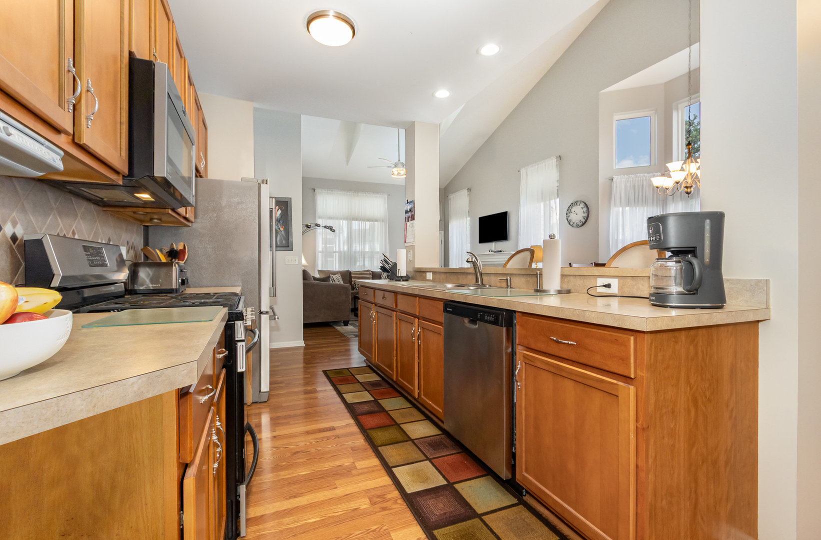 909 Bluebell Circle, Joliet, IL 60431