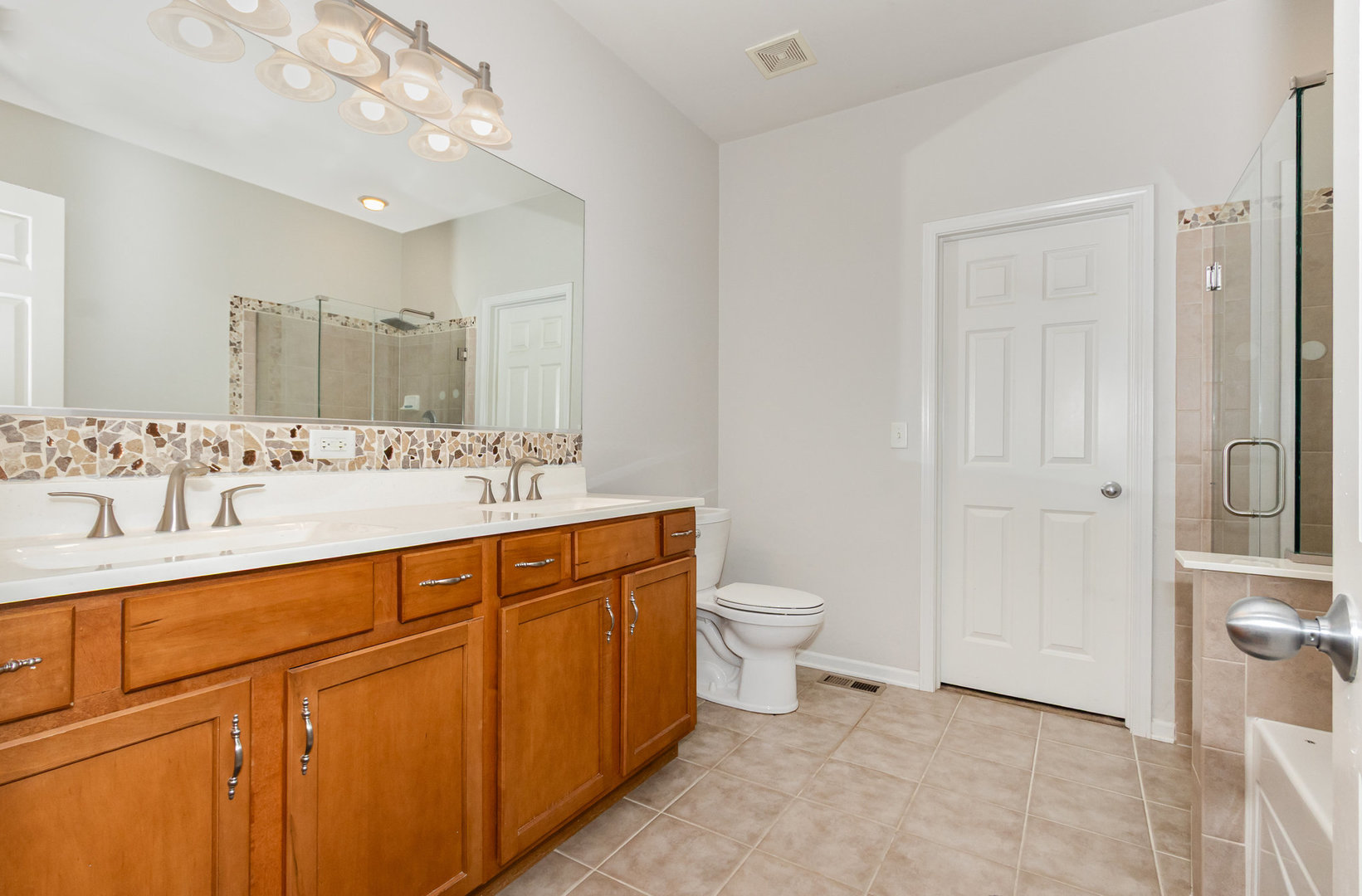 909 Bluebell Circle, Joliet, IL 60431