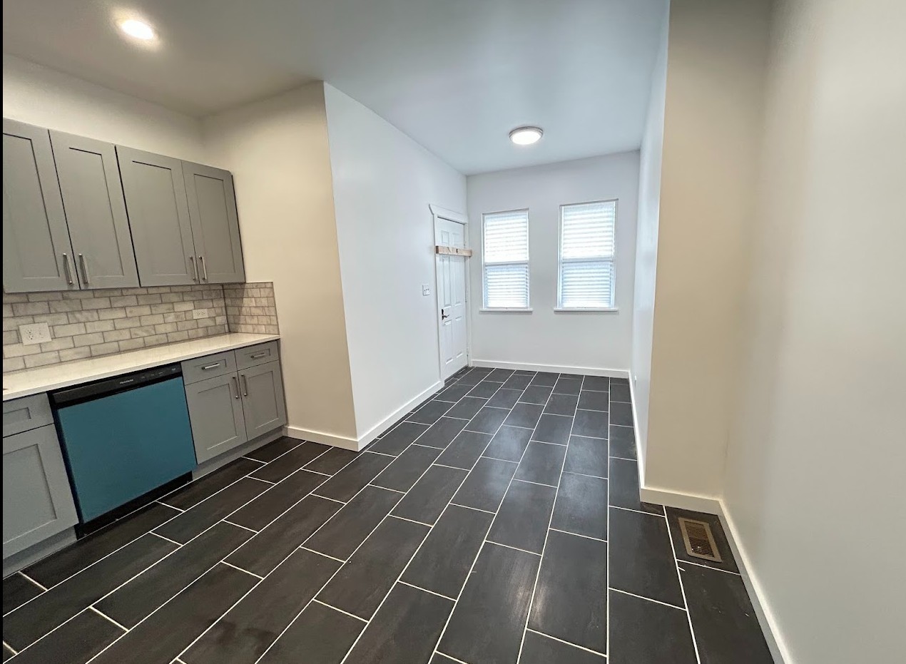8018 S Laflin Street, Chicago, IL 60620