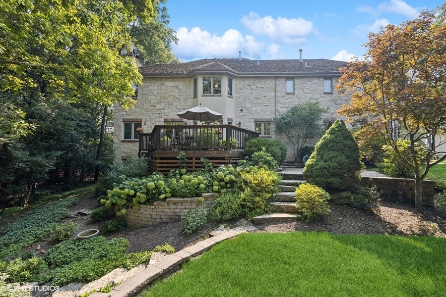 9032 Wolf Road, Willow Springs, IL 60480