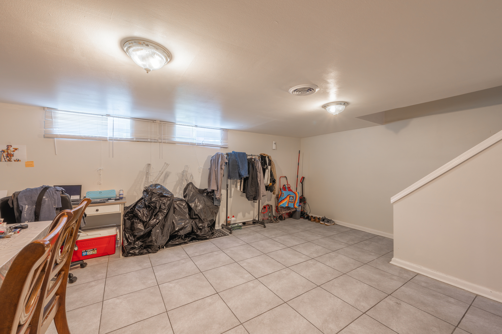 9664 LOIS Drive #A, Des Plaines, IL 60016