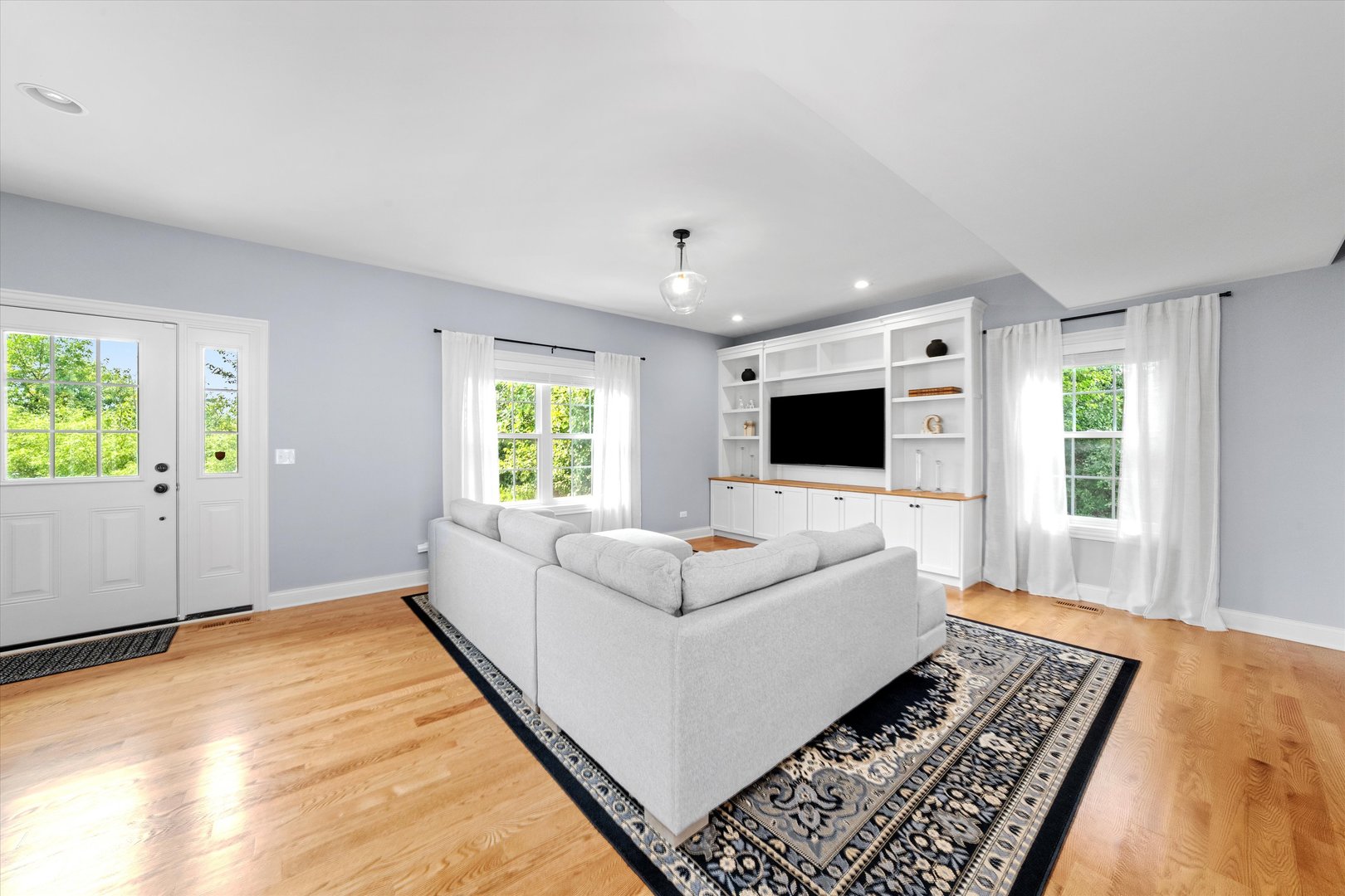 16629 Orange Avenue, Orland Park, IL 60467