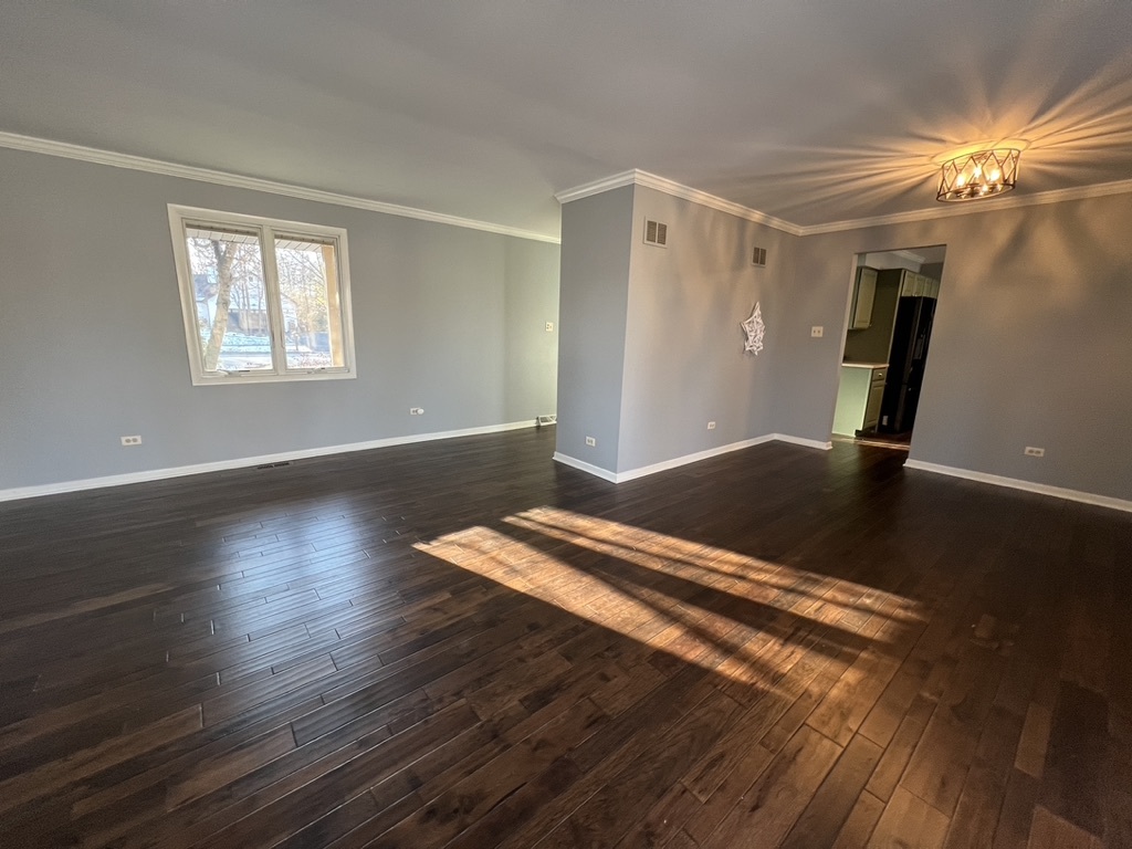 619 Tanglewood Lane, Frankfort, IL 60423