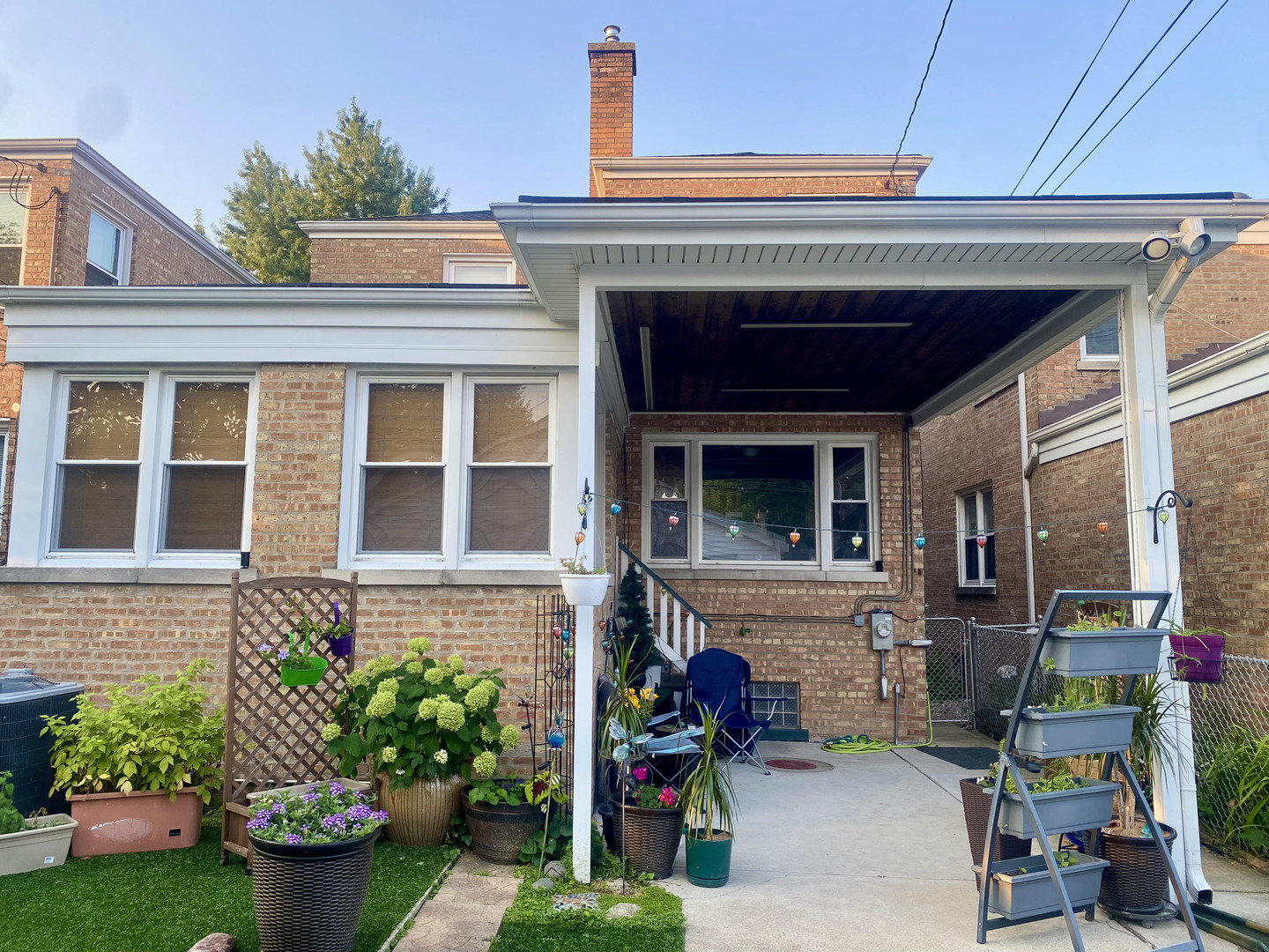2936 W Jerome Avenue, Chicago, IL 60645