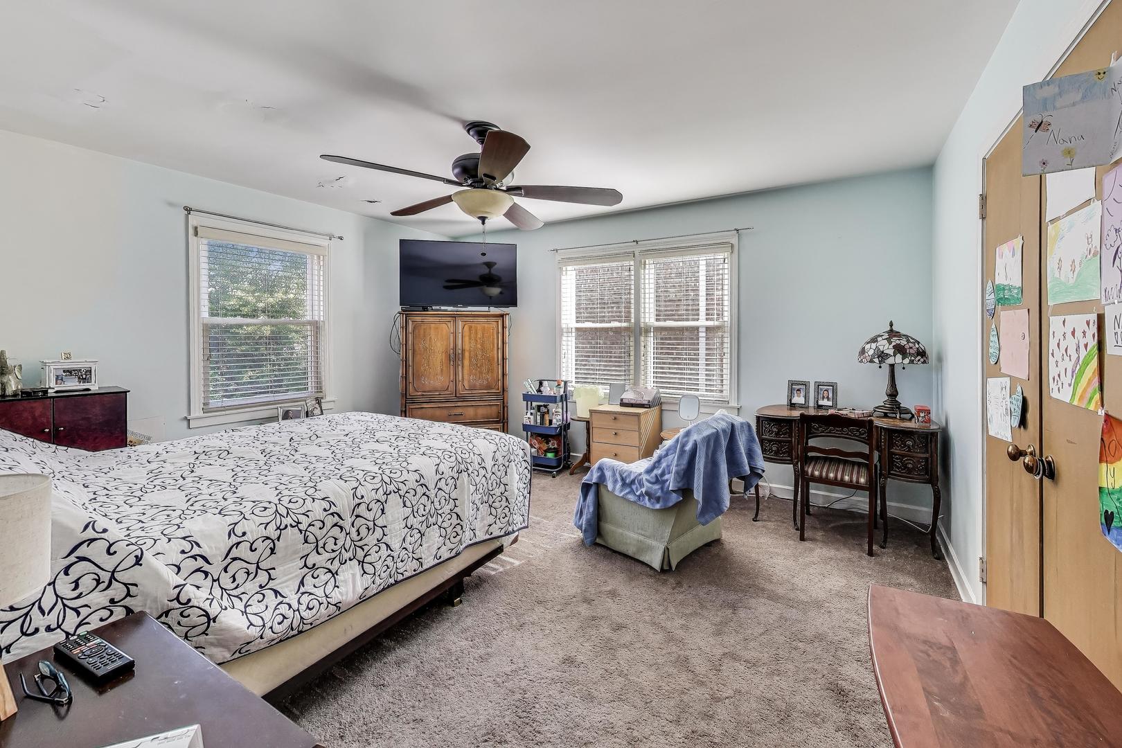 2936 W Jerome Avenue, Chicago, IL 60645
