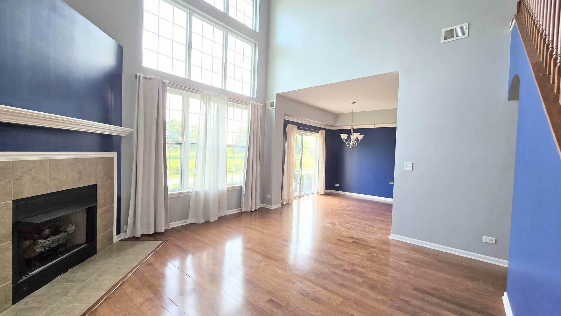 2366 Georgetown Circle #2366, Aurora, IL 60503