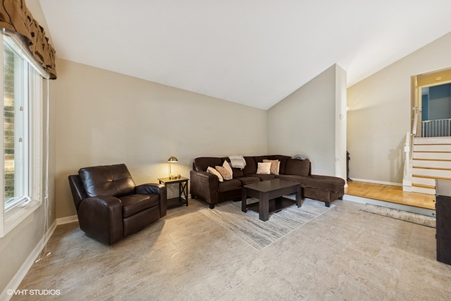 26W241 Jewell Road, Wheaton, IL 60190