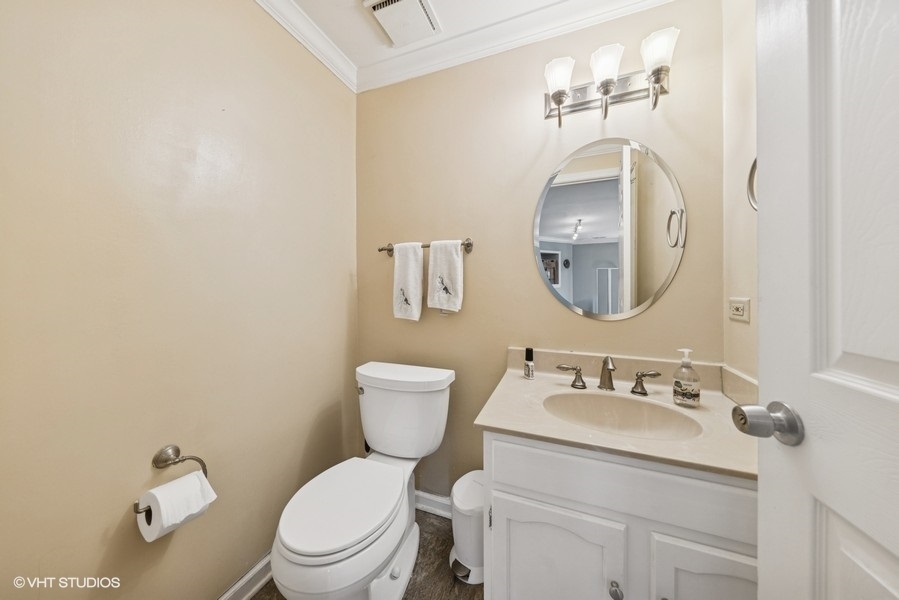 26W241 Jewell Road, Wheaton, IL 60190