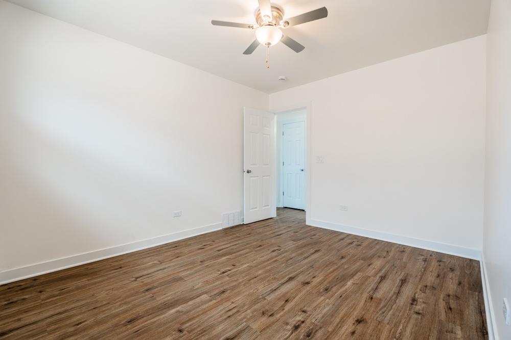 5018 Forster Avenue, Schiller Park, IL 60176