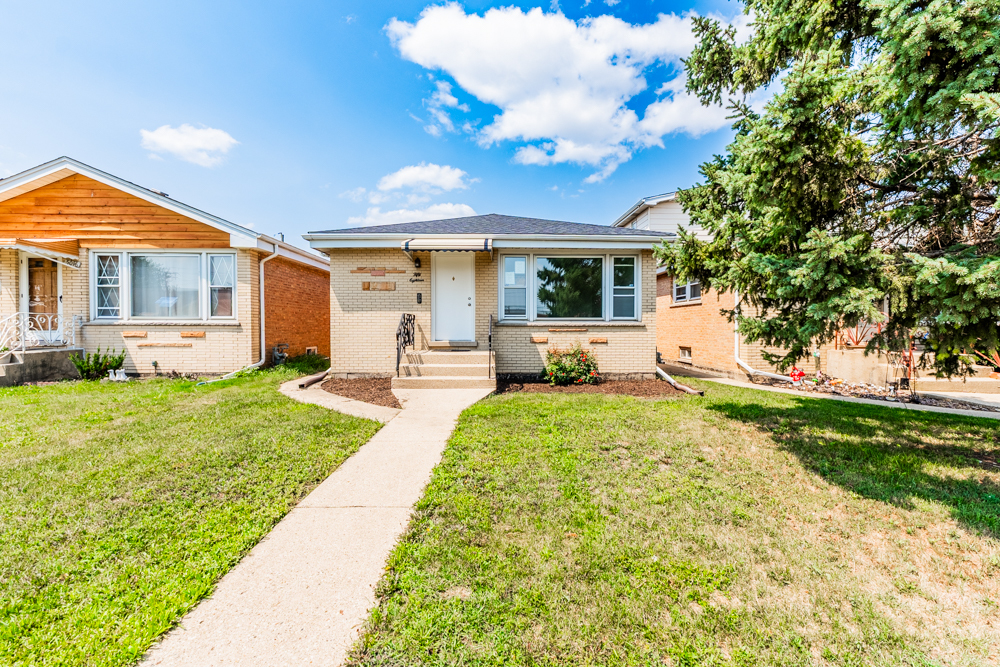 5018 Forster Avenue, Schiller Park, IL 60176