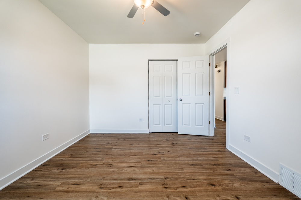 5018 Forster Avenue, Schiller Park, IL 60176