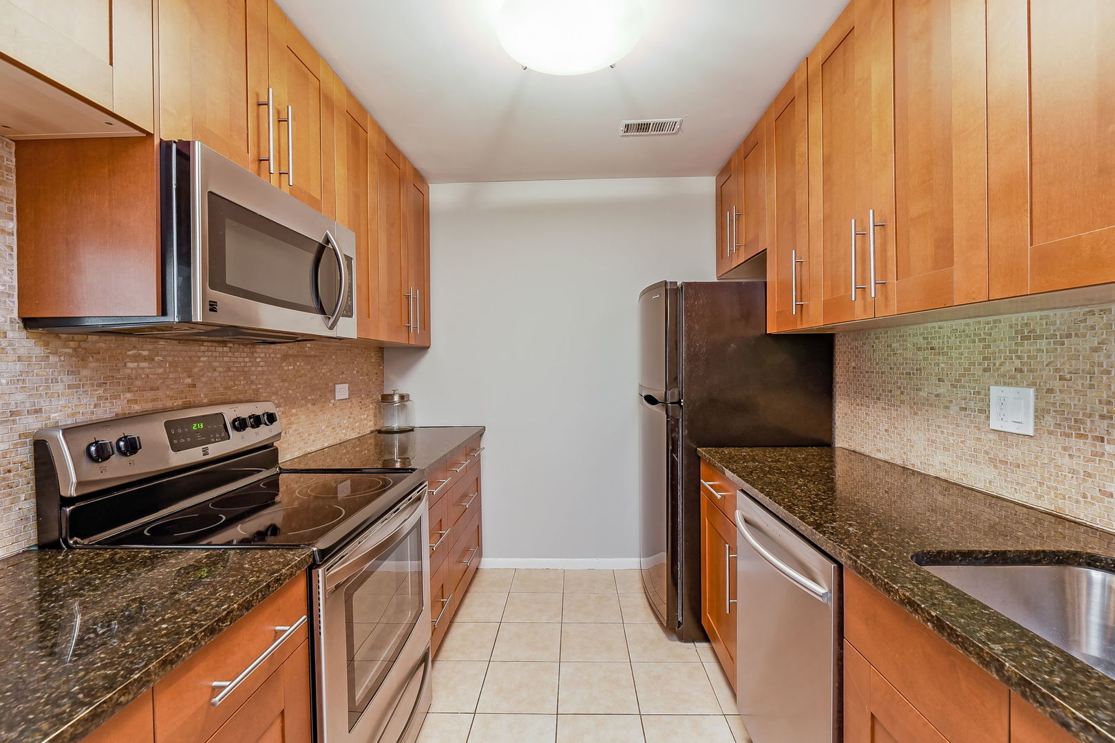 1464 Stonebridge Circle #E3, Wheaton, IL 60189