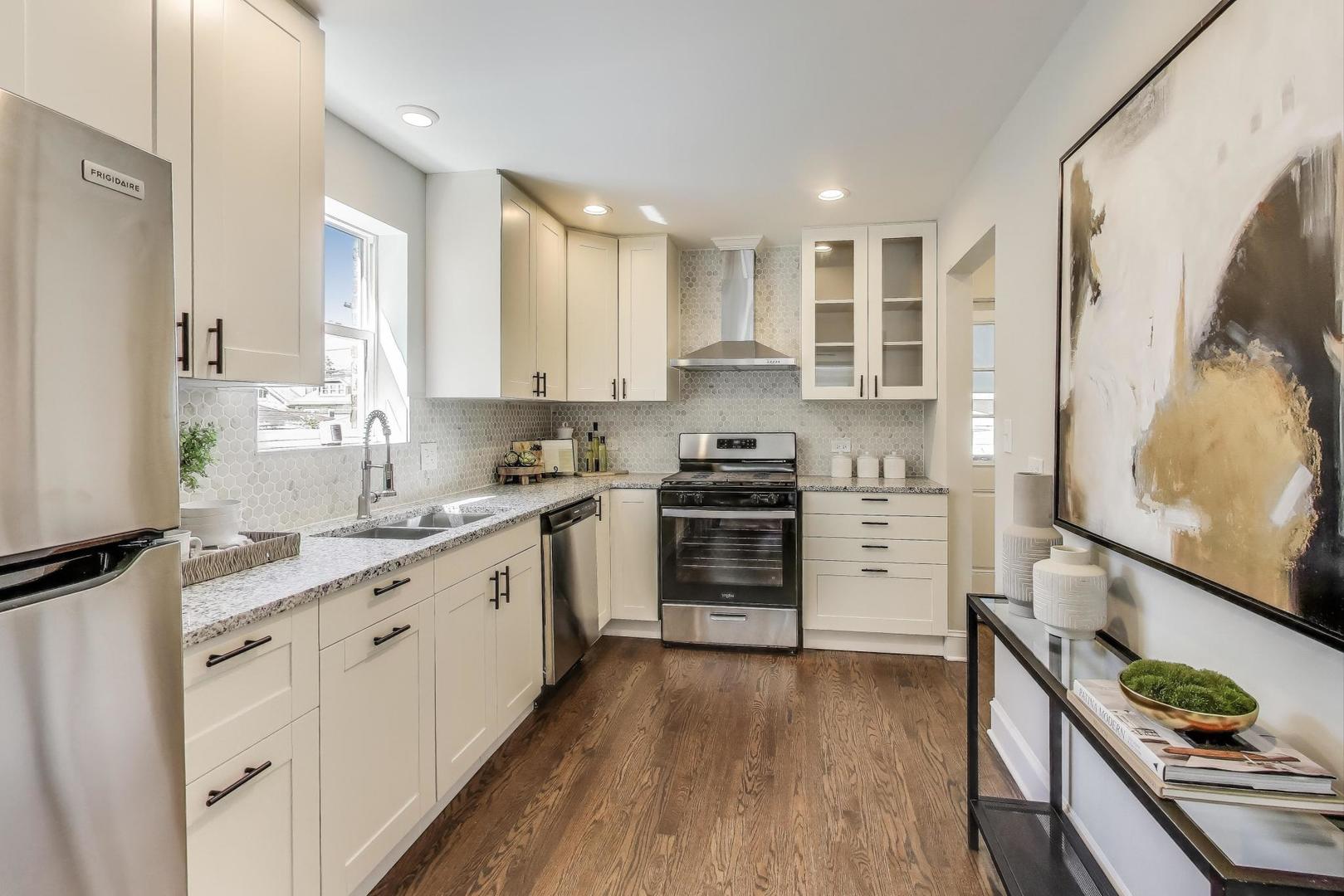 1622 Kenilworth Avenue, Berwyn, IL 60402