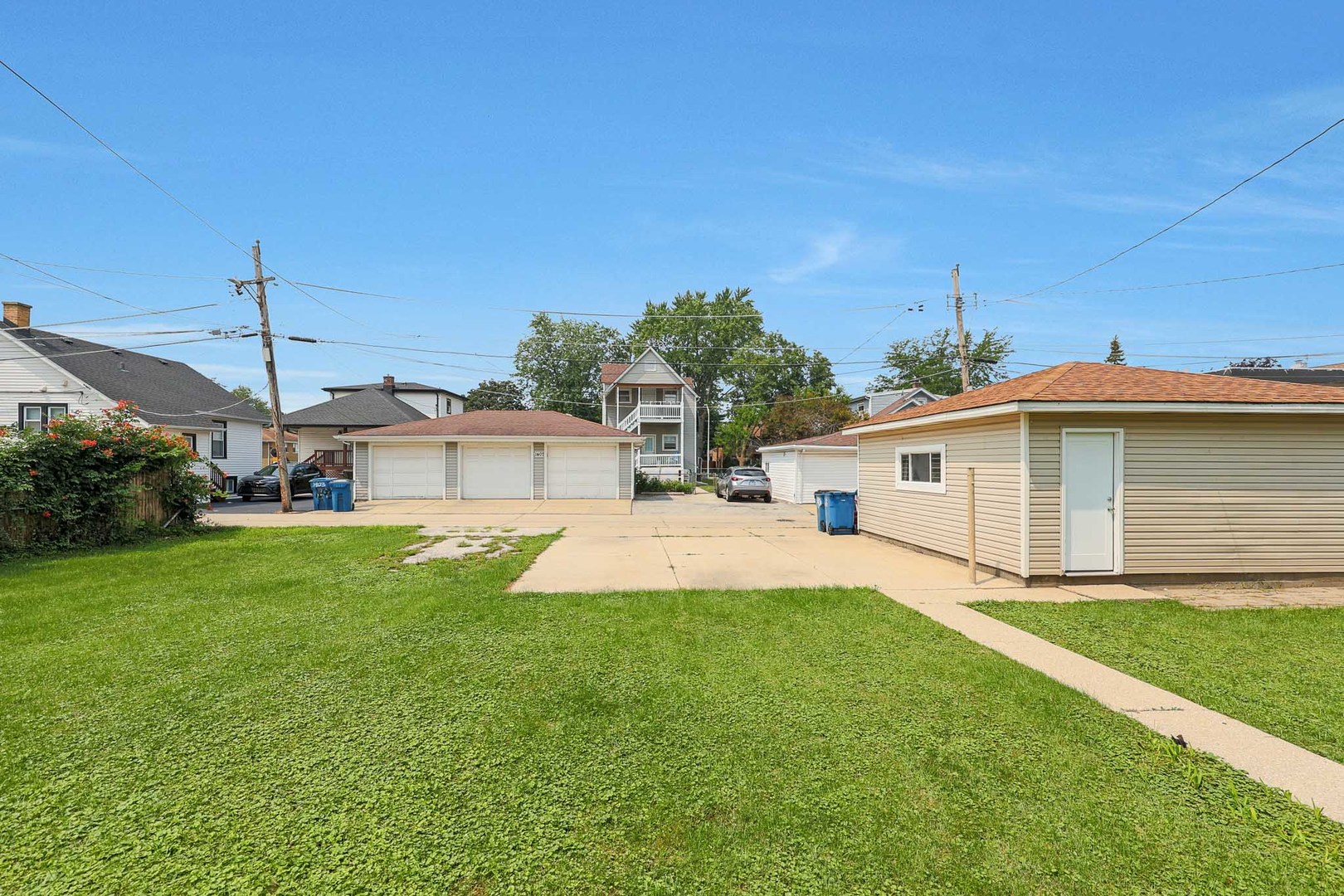 1406 N 17th Avenue, Melrose Park, IL 60160