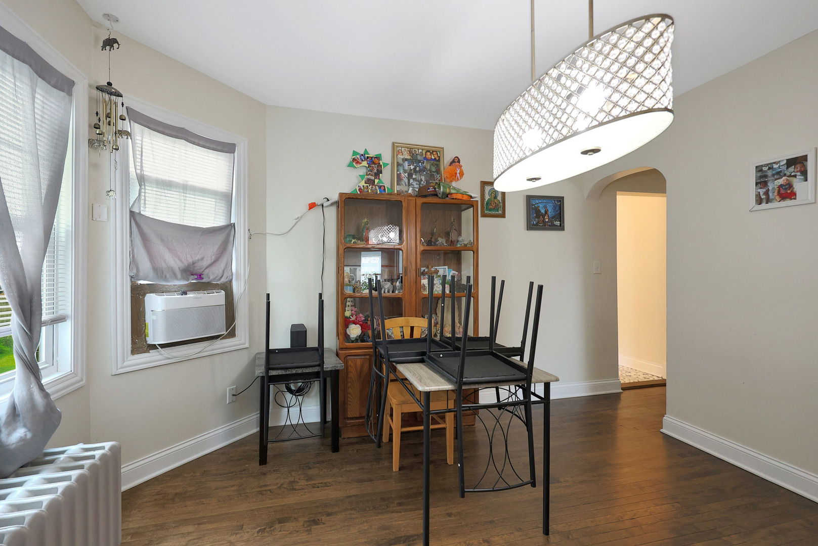 1406 N 17th Avenue, Melrose Park, IL 60160