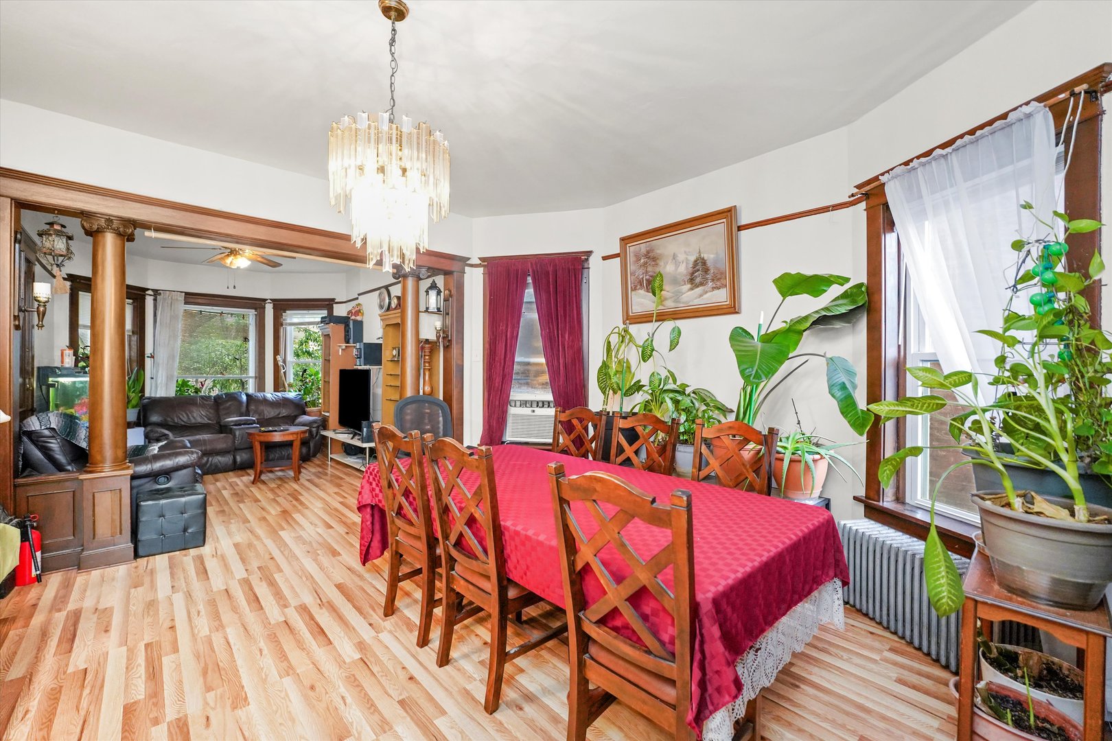 936 N Fairfield Avenue, Chicago, IL 60622