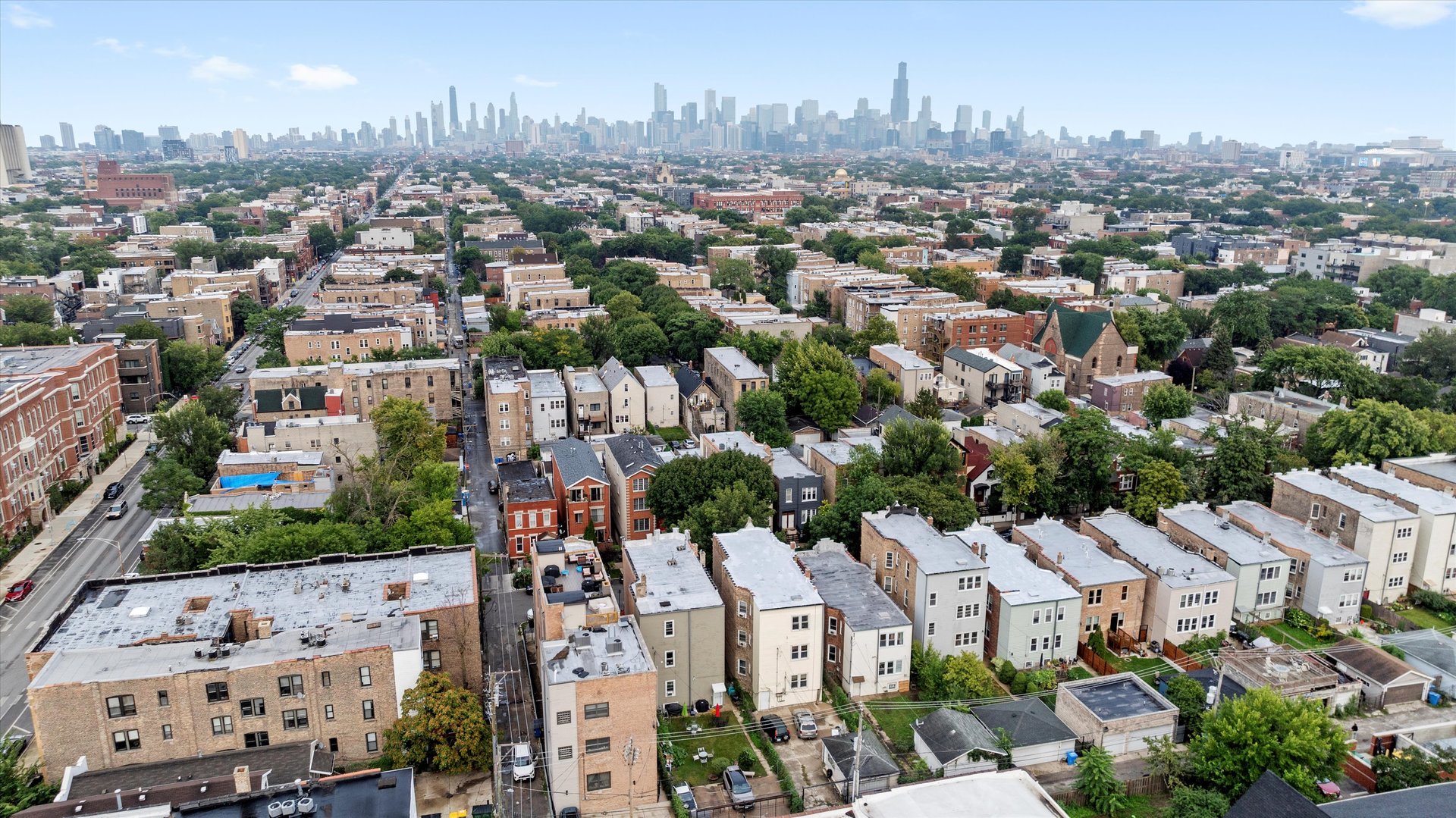 936 N Fairfield Avenue, Chicago, IL 60622